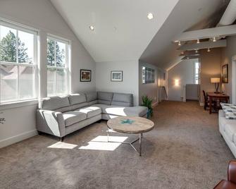 La Conner, Tillinghast Residence A #400 - La Conner - Wohnzimmer