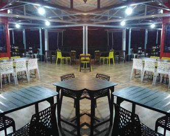 Hotel Trishul Regency - Kausani - Restaurant