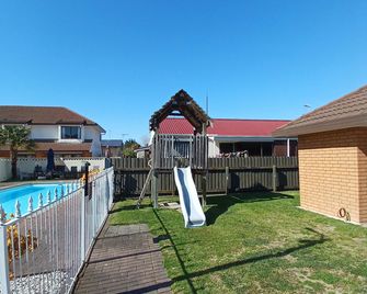 Palm City Motor Inn - Napier - Building