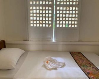 Courtyard Hotel - Pasay - Bedroom