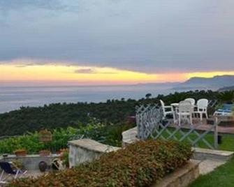 Villa Vigna - Camporosso - Balcony