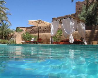 Dar Qamar - Agdz - Pool