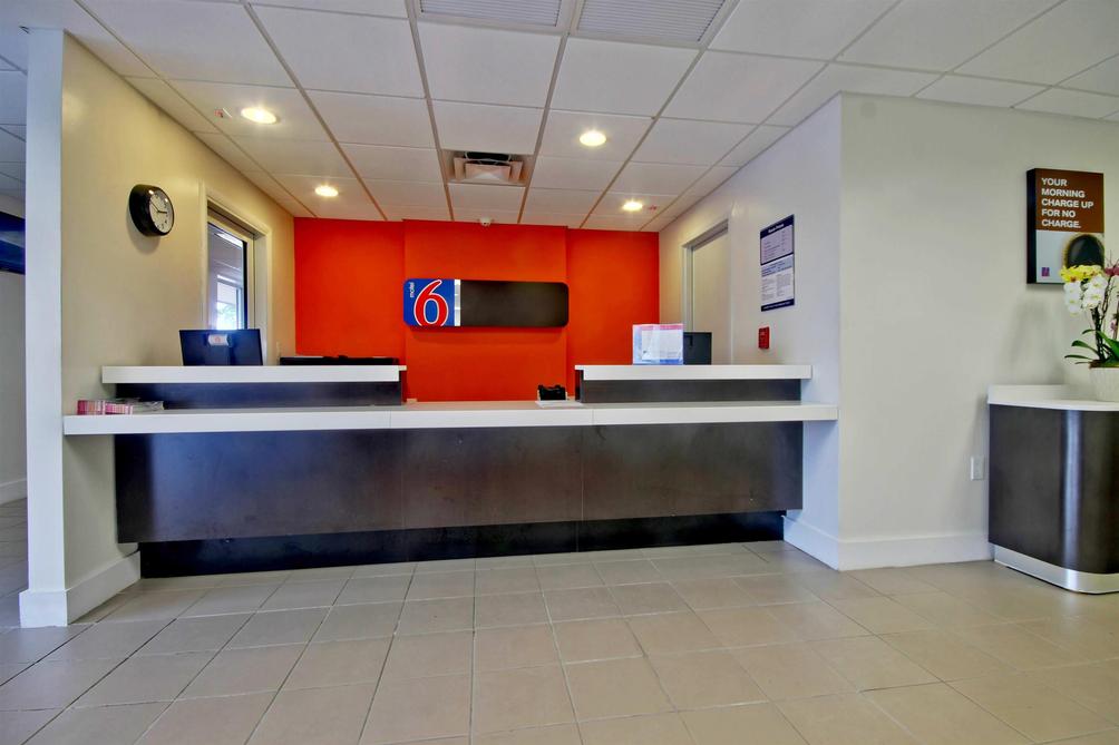 Motel 6 Miami 78 (̶1̶3̶6̶). Miami Hotel Deals & Reviews KAYAK