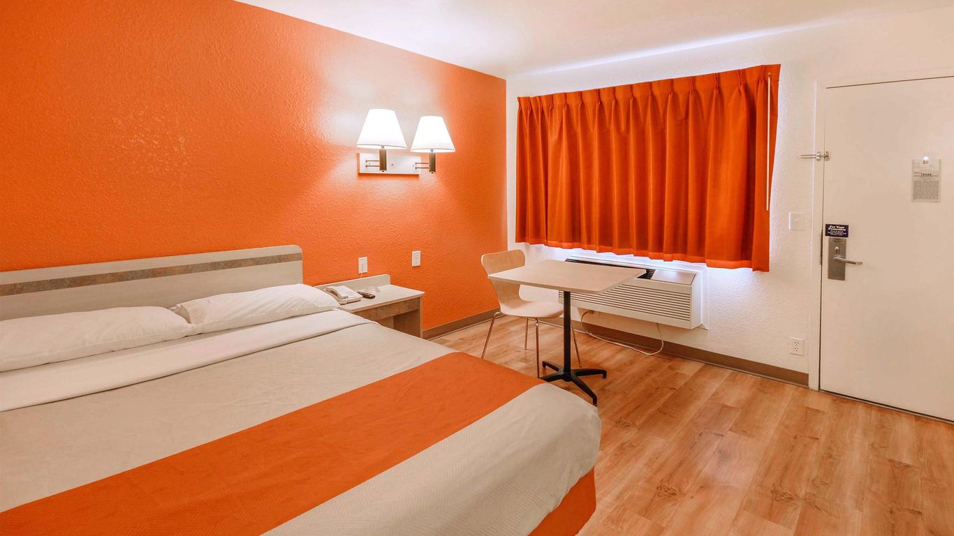 Motel 6 Huntsville Tx