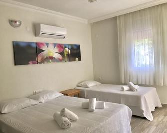 Olive Garden Pansiyon - Kumluca - Slaapkamer