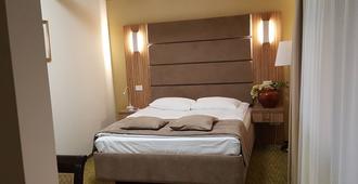 Hotel Tecadra - Voluntari - Schlafzimmer