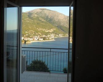 Hotel Oceanis - Poros - Balkon