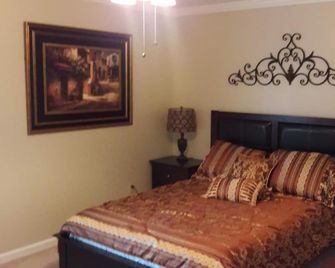 Master bedroom & bathroom - Lawrenceville - Slaapkamer