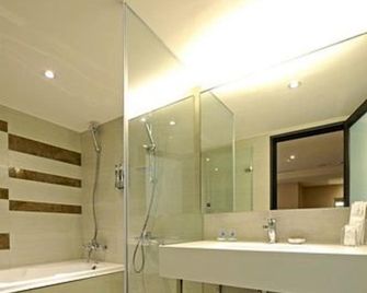 International Citizen Hotel - קאושיונג - חדר רחצה