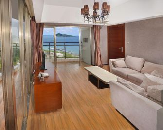 Galaxy Bay Hotel - Yangjiang - Вітальня