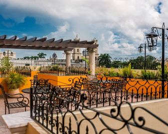 Hotel Colonial - Mérida - Parveke