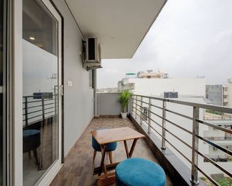 The Paras Studio Serviced Apartments - Gurugram - Balcony