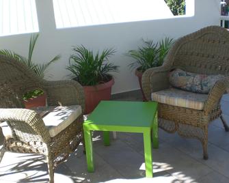 Bed and breakfast in nice villa - ル・ポール - テラス