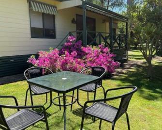 Lavender Cottage Tumut River - Tumut - Binnenhof