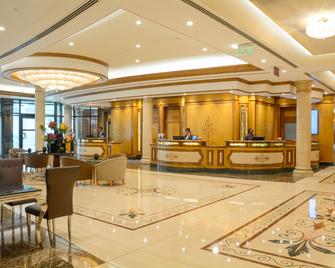 Crowne Plaza Manama (Bahrain) By IHG - מאנאמה - לובי