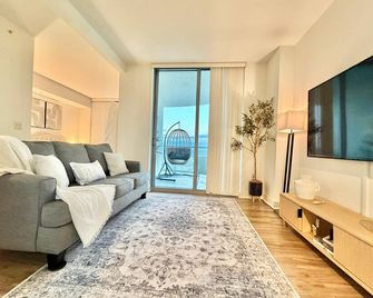 Harbor View Elite-Luxury Apartment-Amazing Views - Fort Myers - Sala de estar