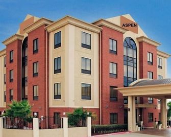 Aspen Grand Hotel Laporte - La Porte - Budova