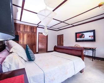 Africanza Lodge And Restaurant - Kitwe - Bedroom