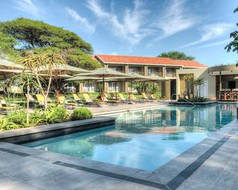 Ghost Mountain Inn - Mkuze - Pool