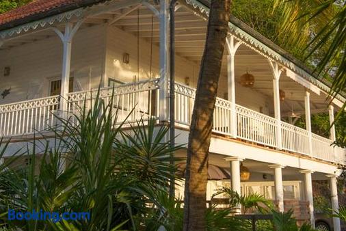 Carre Royal - Deshaies - Building