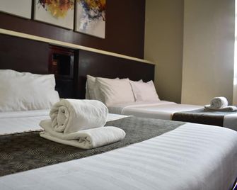 Greenwindows Hotel - Davao - Quarto