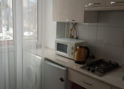 Na Tamaeva Apartments - Vladikavkaz - Kitchen
