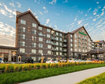 Sandman Hotel Hamilton - Hamilton - Edificio