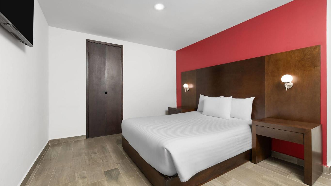Ramada by Wyndham Tampico Centro