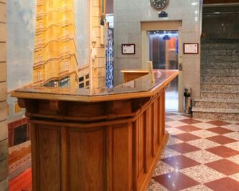 Hotel Brahmi - Bugía - Recepción