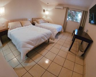 Point City Hotel - Guasave - Habitación