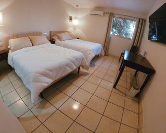 Point City Hotel - Guasave - Habitación
