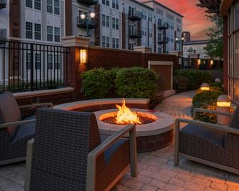Courtyard by Marriott Reading Wyomissing - Reading - Patio