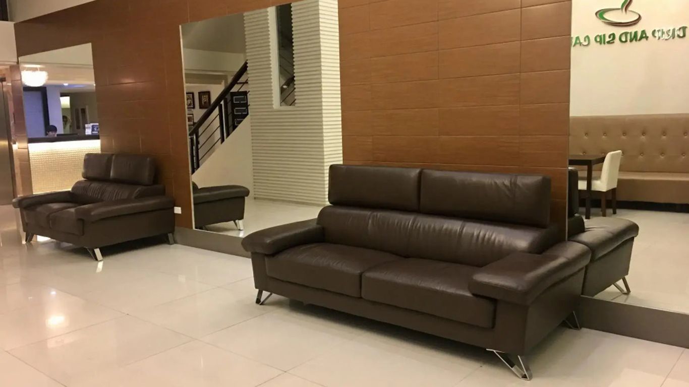 Manhattan Suites Inn