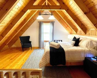 Charming 2-bedroom Cabin in Athens - Athens - Schlafzimmer