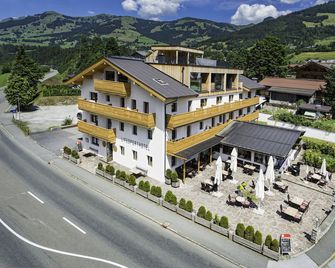 Lifesport Hotel Hechenmoos - Kitzbühel - Building
