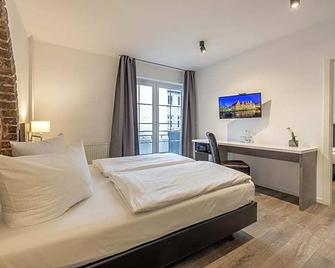 Hotel Ko15 - Lübeck - Bedroom