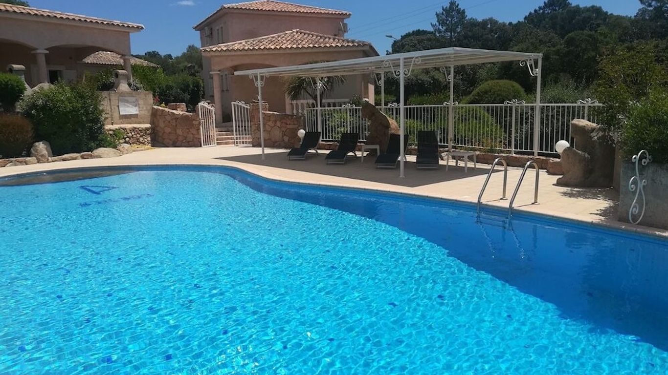 Residence Marina Di A Testa