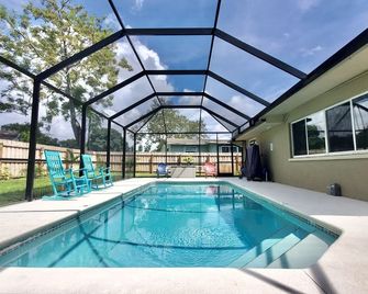 Siesta Key Private Retreat -Screened Pool Haven - Sarasota - Pool