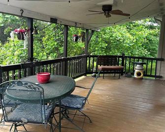 House out by Barren lake - Glasgow