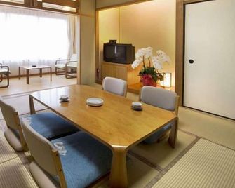 Aso Kumamoto Airport Hotel Eminence - Mashiki - Sala pranzo