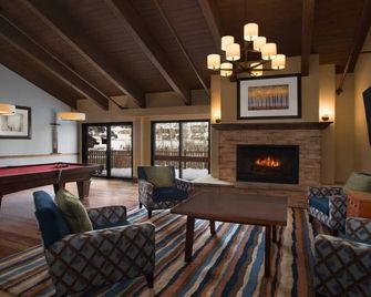 Marriott's StreamSide Douglas at Vail 2 Bedroom Loft - וייל - טרקלין