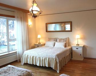 Guesthouse Árný - Vestmannaeyjar - Bedroom