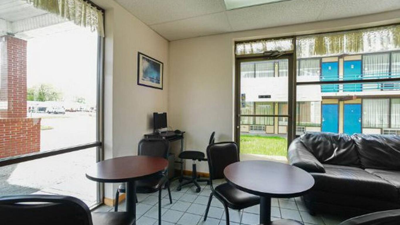 Loyalty Inn Maryville