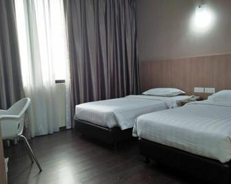 Baguss City Hotel - Johor Bahru - Bedroom