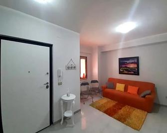 B&B Alexia Pesche Is - Pesche - Living room