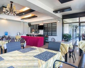 Stonewood Hotel - General Santos - Restaurante