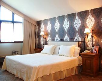 Hotel Katxi - Morga - Habitación