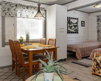 Holiday Home Riekko by Interhome - Enontekiö - Dining room
