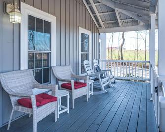 Robin Crest with Hot Tub - Sleepy Hollow - Balcony