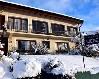 Hosteria Güemes - Bariloche - Gebäude